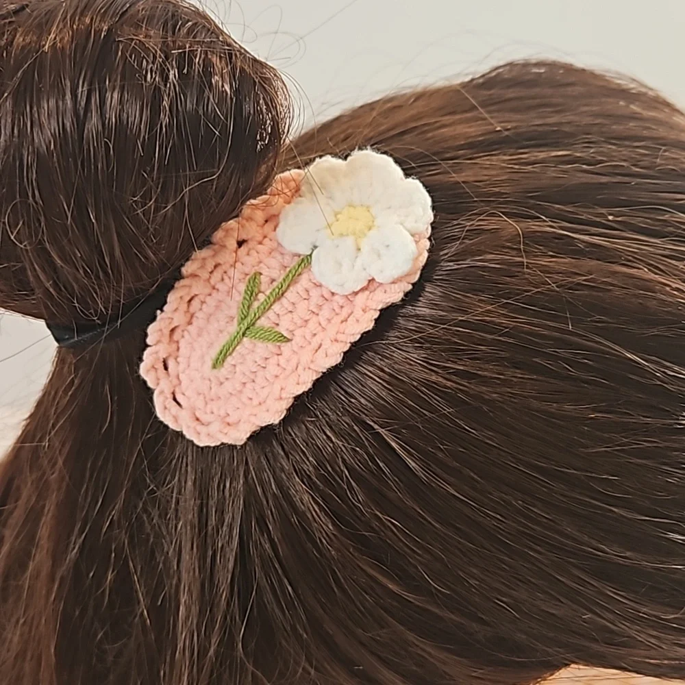 Hand Crafted Crochet Snap Hair Clip Pink and white Flower handmade embroidery